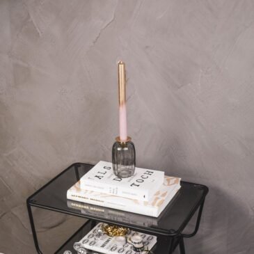 0fdb91e0-4f3b-44bb-b188-1a52cc8263ce_1200x1200_fill.jpg Kandelaar- Fles - Glas/Metaal- Grijs/Goud- 6x6x11,5cm