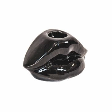 1ac79650-a7d2-4329-ba97-92a5df685c8c_1200x1200_fill.png Kaarshouder - Lip - Keramiek - Zwart - 10,5x6,5x5,5cm
