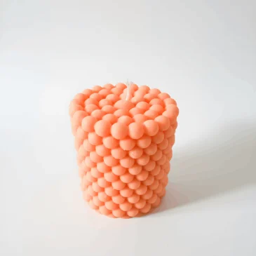 2293549b-1982-4576-bdd7-784c82de6d7d Handgemaakte bubble kaars van 100% sojawax in peach kleur