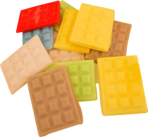 wax melts in wafelreep vorm op een waxbrander, met bloemen- en fruitgeuren