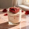 Luxe geurkaars valentijn cadeau Verbonden Hart met rood hart en handdetail in glazen pot