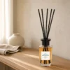 05-scentulp-gentle-bloom-100ml-lifestyle Scentulp Gentle Bloom geurstokjes 100 ml – Lavendel
