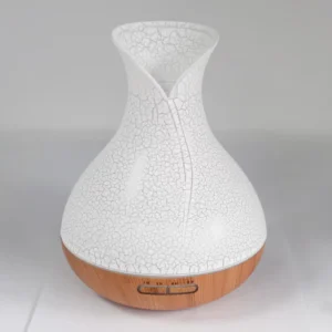 palma-aroma-diffuser-400ml-01-hero Palma aroma diffuser met witte craquelékap en houtlook basis